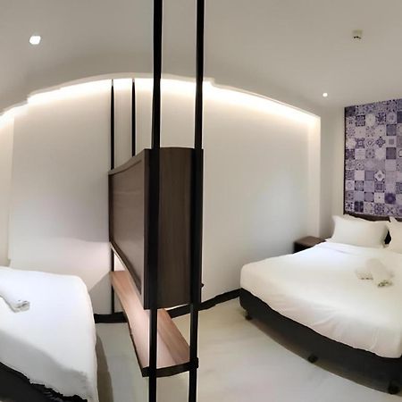Styles Hotel Malacca Exterior photo