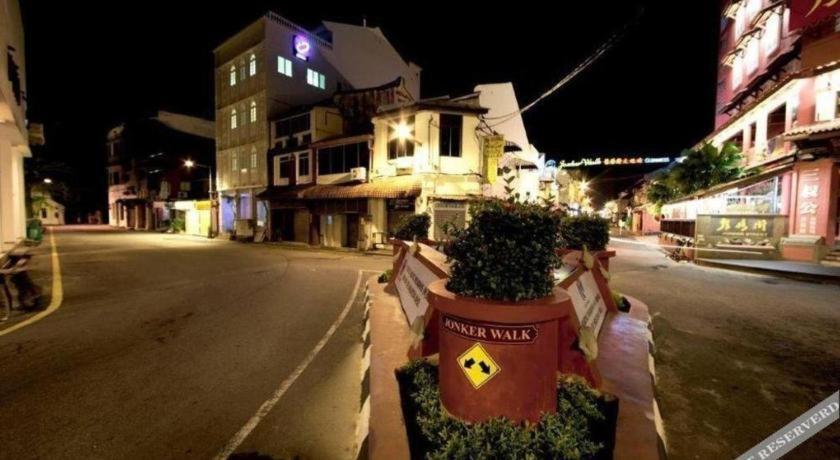 Styles Hotel Malacca Exterior photo