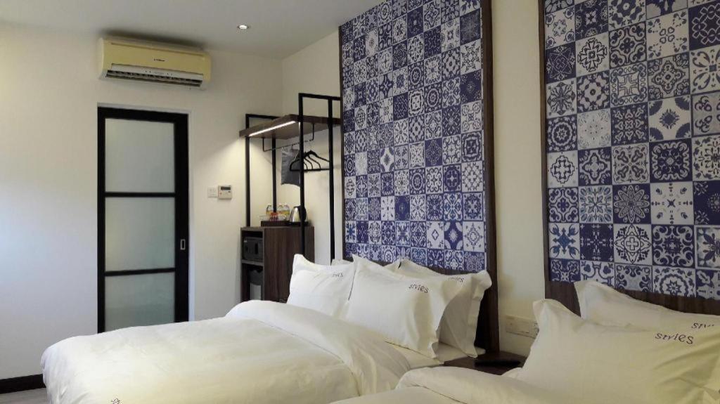 Styles Hotel Malacca Exterior photo